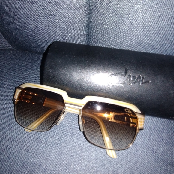 CAZAL UNISEX SUNGLASSES... - Picture 6 of 16